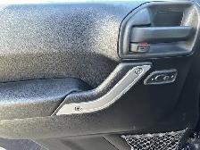 2013 Jeep Wrangler UNLIMITED SAHARA 4X4/NAVIGATION /BACK UP CAME - Photo 35