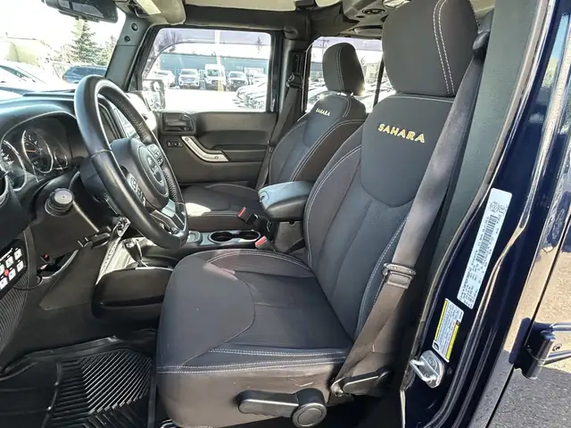 2013 Jeep Wrangler UNLIMITED SAHARA 4X4/NAVIGATION /BACK UP CAME - Photo 39