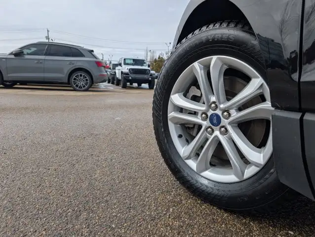 2023 Ford Edge SEL AWD - Photo 12