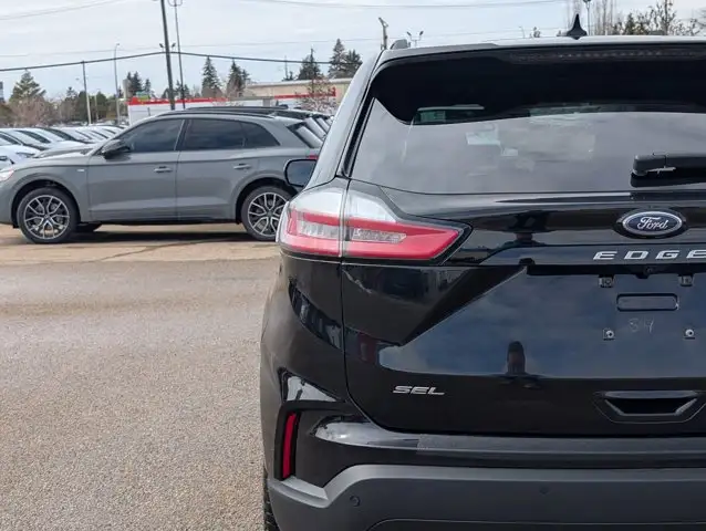 2023 Ford Edge SEL AWD - Photo 13