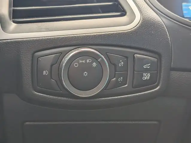 2023 Ford Edge SEL AWD - Photo 25