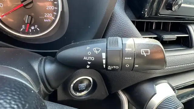 2021 Toyota RAV4 : XLE AWD | NO ACIDENTS | HEATED STEERING WHEEL - Photo 11