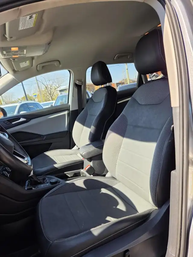 Volkswagen Taos Comfortline 2022 COMFORTLINE AWD MAGS - Photo 16