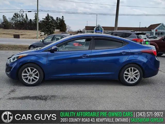 2016 Hyundai Elantra - Photo 8