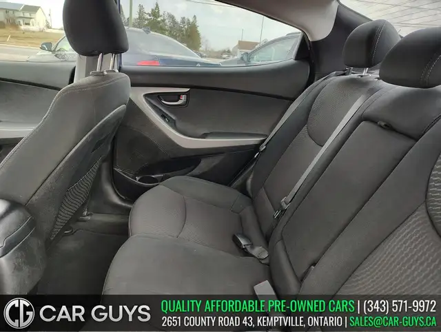 2016 Hyundai Elantra - Photo 12