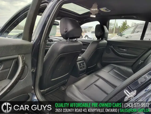 2015 BMW 3 Series - Photo 11