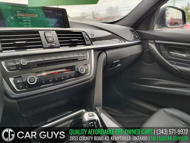 2015 BMW 3 Series - Photo 20
