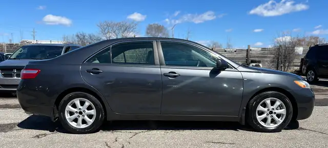 2007 Toyota Camry LE V6 - Photo 6