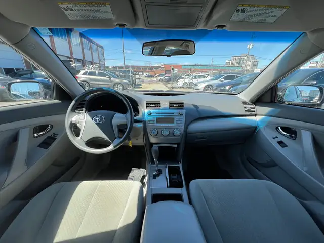 2007 Toyota Camry LE V6 - Photo 13
