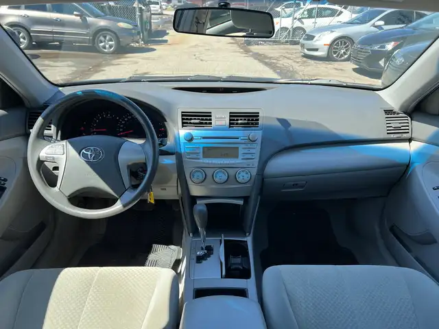 2007 Toyota Camry LE V6 - Photo 14