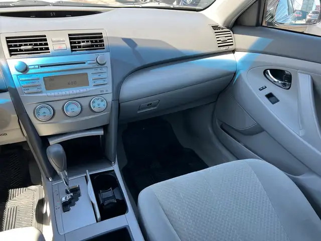 2007 Toyota Camry LE V6 - Photo 15
