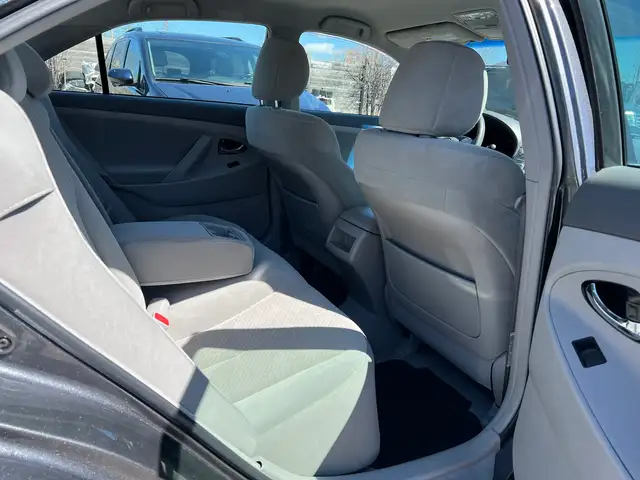 2007 Toyota Camry LE V6 - Photo 26