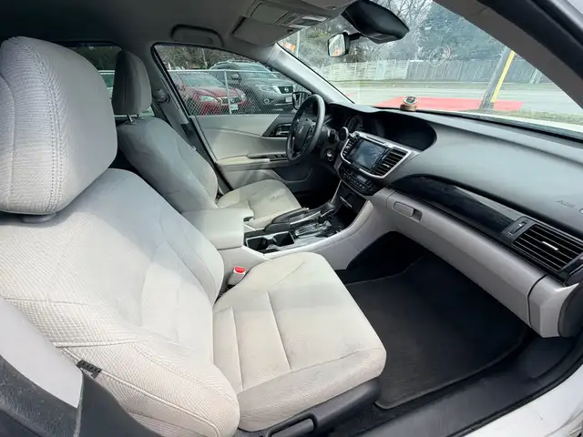 2016 Honda Accord LX 92KM CERTIFIED-WARRANTY  - Photo 17
