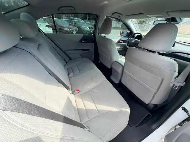 2016 Honda Accord LX 92KM CERTIFIED-WARRANTY  - Photo 18