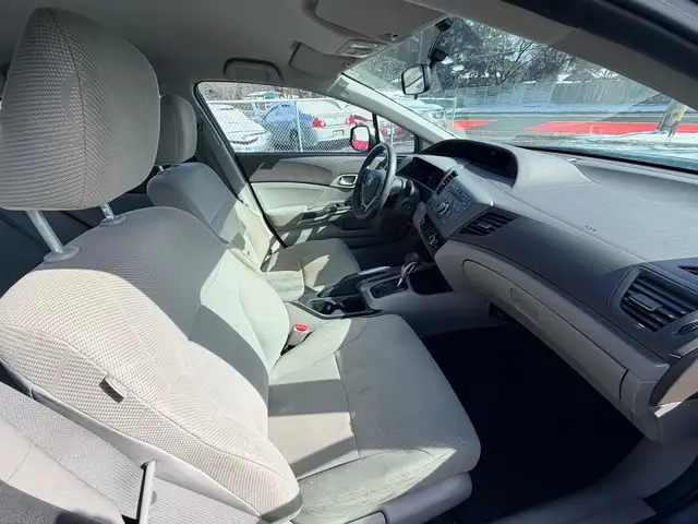 2012 Honda Civic LX 143KM CERTIFIED-WARRANTY - Photo 17