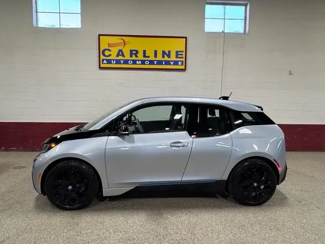 2015 BMW i3 w/Range Extender|NAVIGATION - REAR CAMERA - PARKING - Photo 2