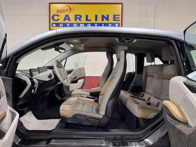 2015 BMW i3 w/Range Extender|NAVIGATION - REAR CAMERA - PARKING - Photo 10