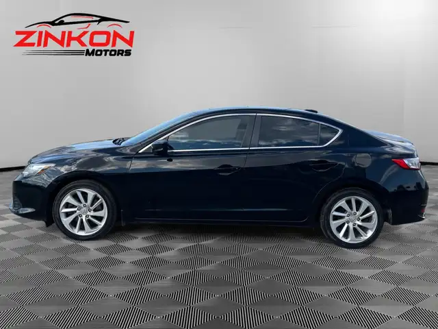 2017 Acura ILX PREMIUM | CLEAN CARFAX | LEATHER | SUNROOF | PUSH - Photo 2