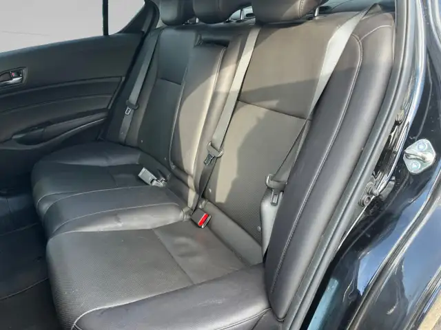 2017 Acura ILX PREMIUM | CLEAN CARFAX | LEATHER | SUNROOF | PUSH - Photo 11