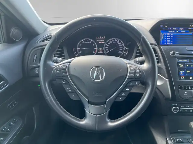 2017 Acura ILX PREMIUM | CLEAN CARFAX | LEATHER | SUNROOF | PUSH - Photo 14