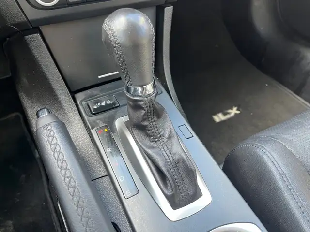 2017 Acura ILX PREMIUM | CLEAN CARFAX | LEATHER | SUNROOF | PUSH - Photo 21