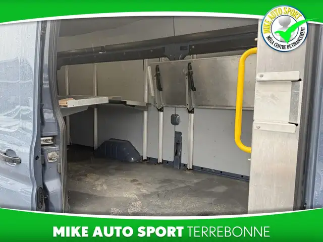 Ford Transit Van T-250 EL PA toit surélevé 148 po PNBV de 9 070 - Photo 7