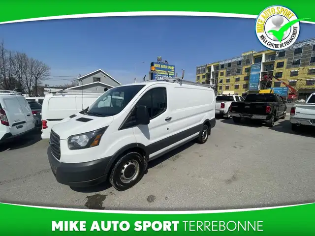 Ford Transit Cargo Van T-350 toit moyen 148 po PNBV de 9 500 lb