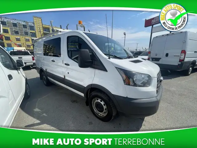 Ford Transit Cargo Van T-350 toit moyen 148 po PNBV de 9 500 lb - Photo 7