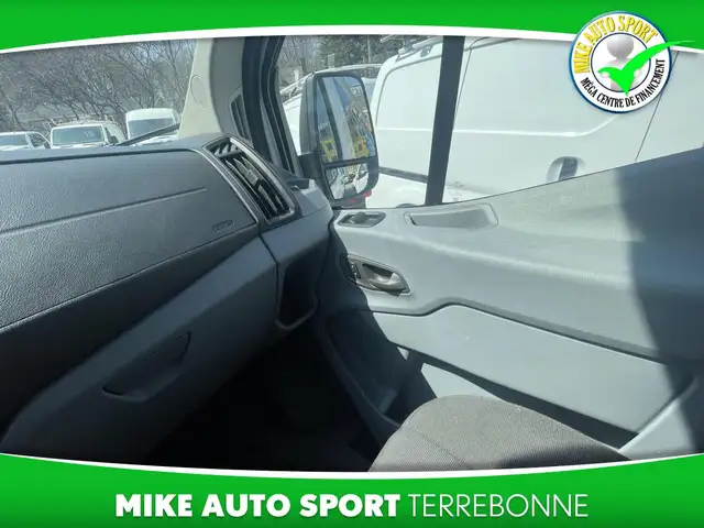 Ford Transit Cargo Van T-350 toit moyen 148 po PNBV de 9 500 lb - Photo 12