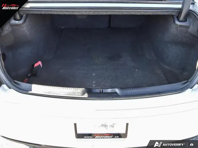 2018 Chrysler 300 300S RWD | SUNROOF | LEATHER | CERTIFIED - Photo 10