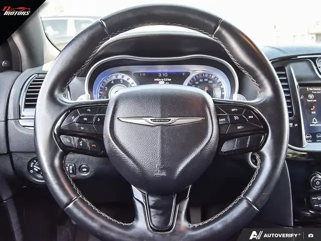 2018 Chrysler 300 300S RWD | SUNROOF | LEATHER | CERTIFIED - Photo 13