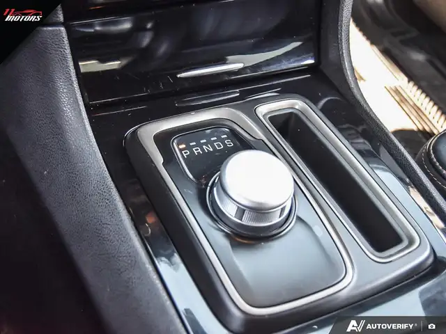 2018 Chrysler 300 300S RWD | SUNROOF | LEATHER | CERTIFIED - Photo 18