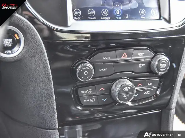 2018 Chrysler 300 300S RWD | SUNROOF | LEATHER | CERTIFIED - Photo 19