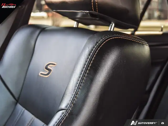 2018 Chrysler 300 300S RWD | SUNROOF | LEATHER | CERTIFIED - Photo 22