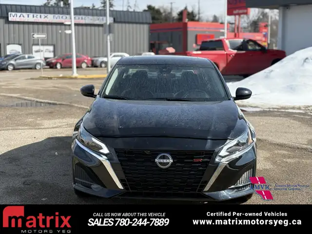 2025 Nissan Altima SR - Photo 2