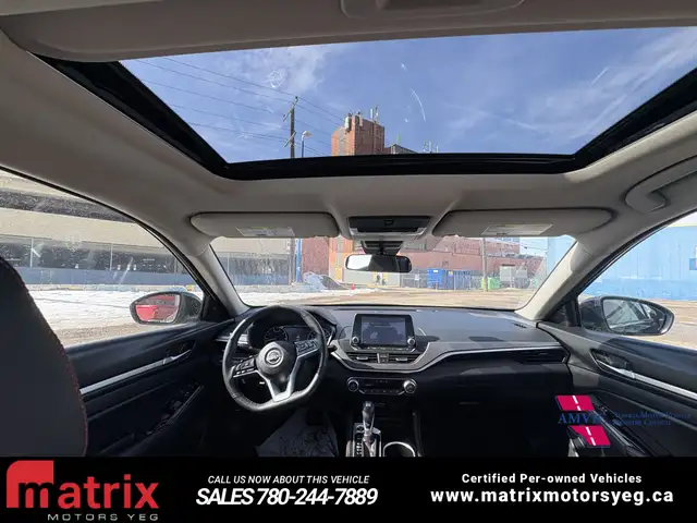 2025 Nissan Altima SR - Photo 8