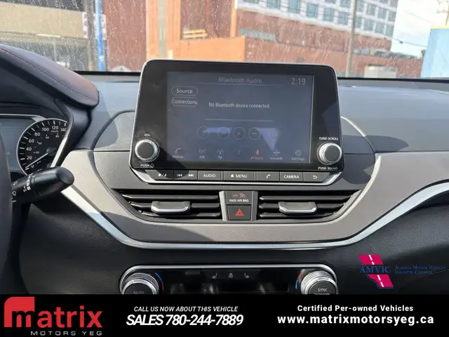 2025 Nissan Altima SR - Photo 17