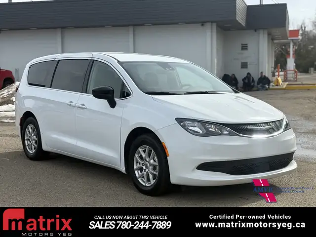 2024 Chrysler Grand Caravan SXT - Photo 3