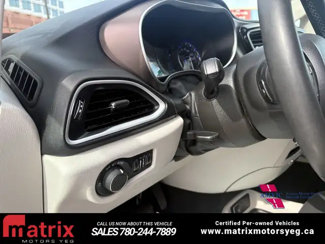 2024 Chrysler Grand Caravan SXT - Photo 13