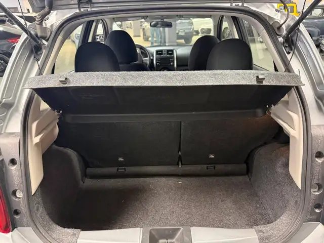 2015 Nissan Micra 4dr HB Auto S, Premium Gas Saving, 16 Dealer S - Photo 11