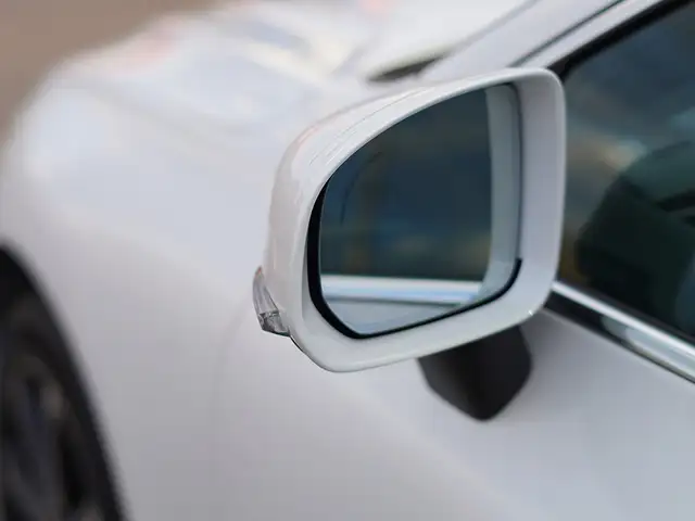 2019 Volvo XC60 T6 Inscription AWD, Sunroof, Alloy Wheels. - Photo 9