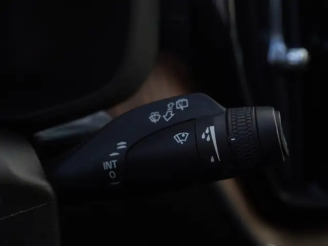 2019 Volvo XC60 T6 Inscription AWD, Sunroof, Alloy Wheels. - Photo 21