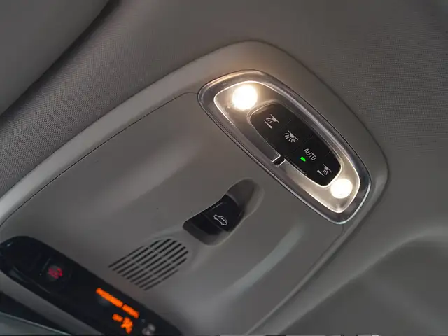 2019 Volvo XC60 T6 Inscription AWD, Sunroof, Alloy Wheels. - Photo 30