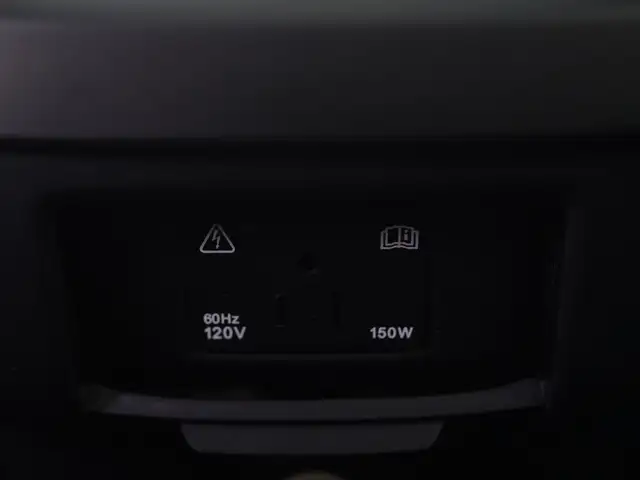 2019 Volvo XC60 T6 Inscription AWD, Sunroof, Alloy Wheels. - Photo 36