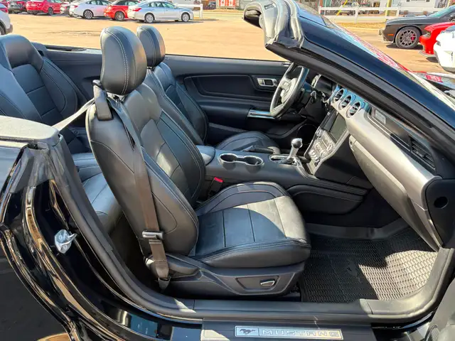 2019 Ford Mustang EcoBoost Premium Power Convertible Top! Rem... - Photo 19