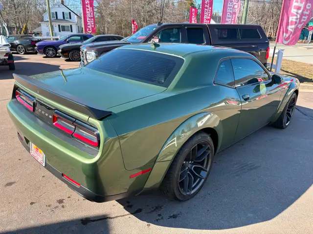 2019 Dodge Challenger Scat Pack 392 Sunroof! Remote Starter! - Photo 5