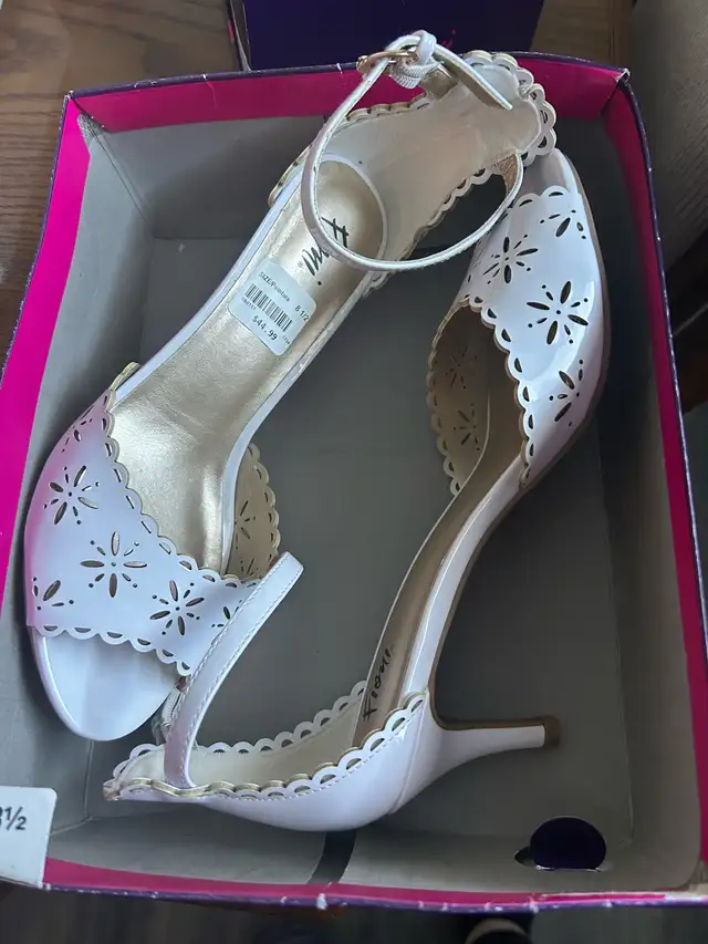 ladies shoes - Photo 2