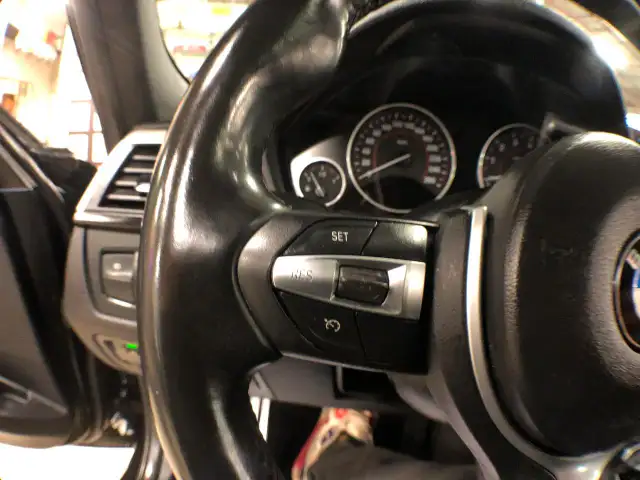 2018 BMW 3 Series 330e PLUG-IN HYBRID M-SPORT LEATHER SUNROOF NA - Photo 16