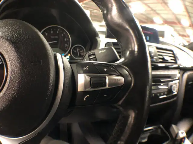 2018 BMW 3 Series 330e PLUG-IN HYBRID M-SPORT LEATHER SUNROOF NA - Photo 17