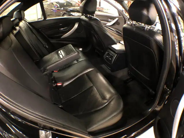 2018 BMW 3 Series 330e PLUG-IN HYBRID M-SPORT LEATHER SUNROOF NA - Photo 24